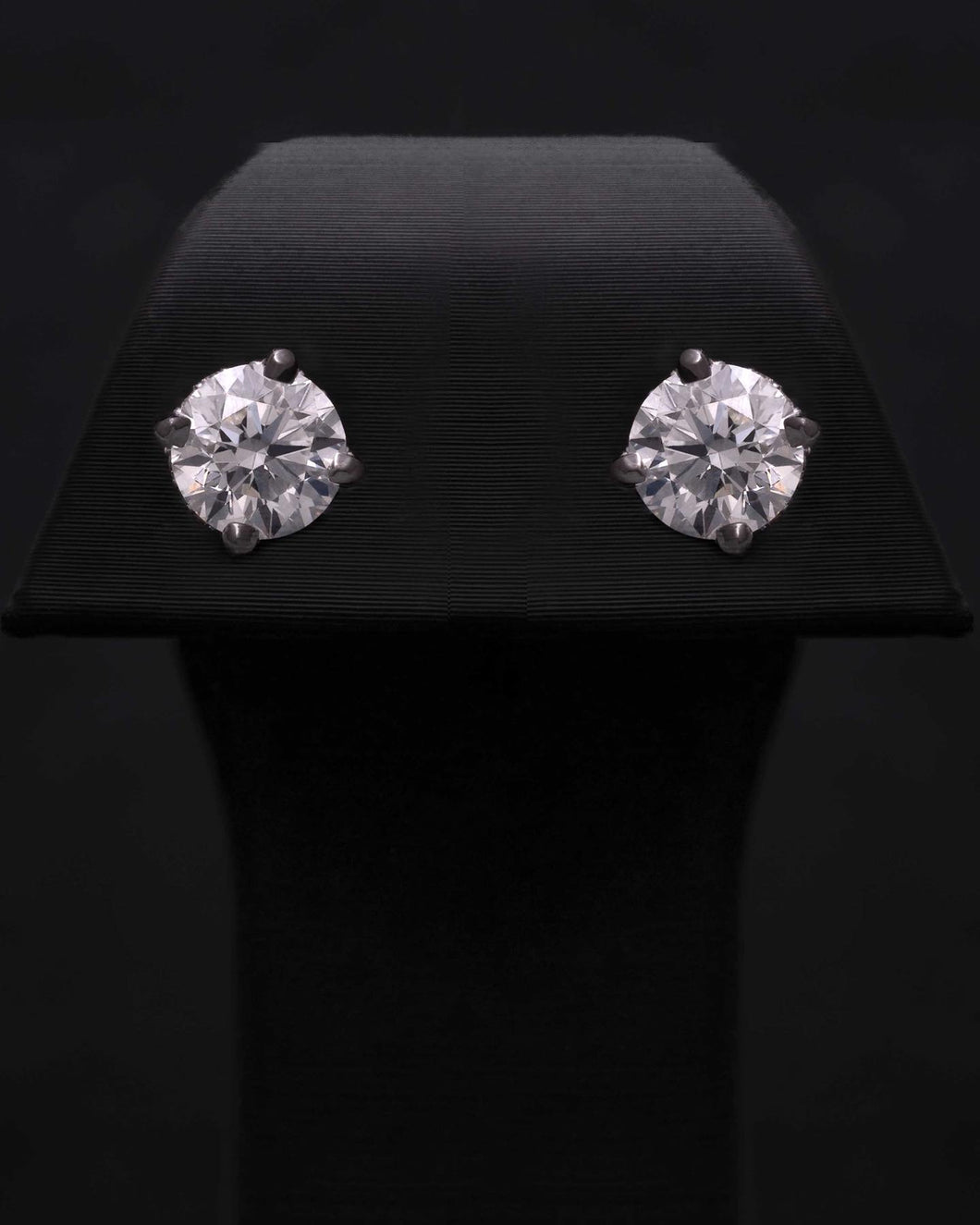 Round Diamond Halo Earrings