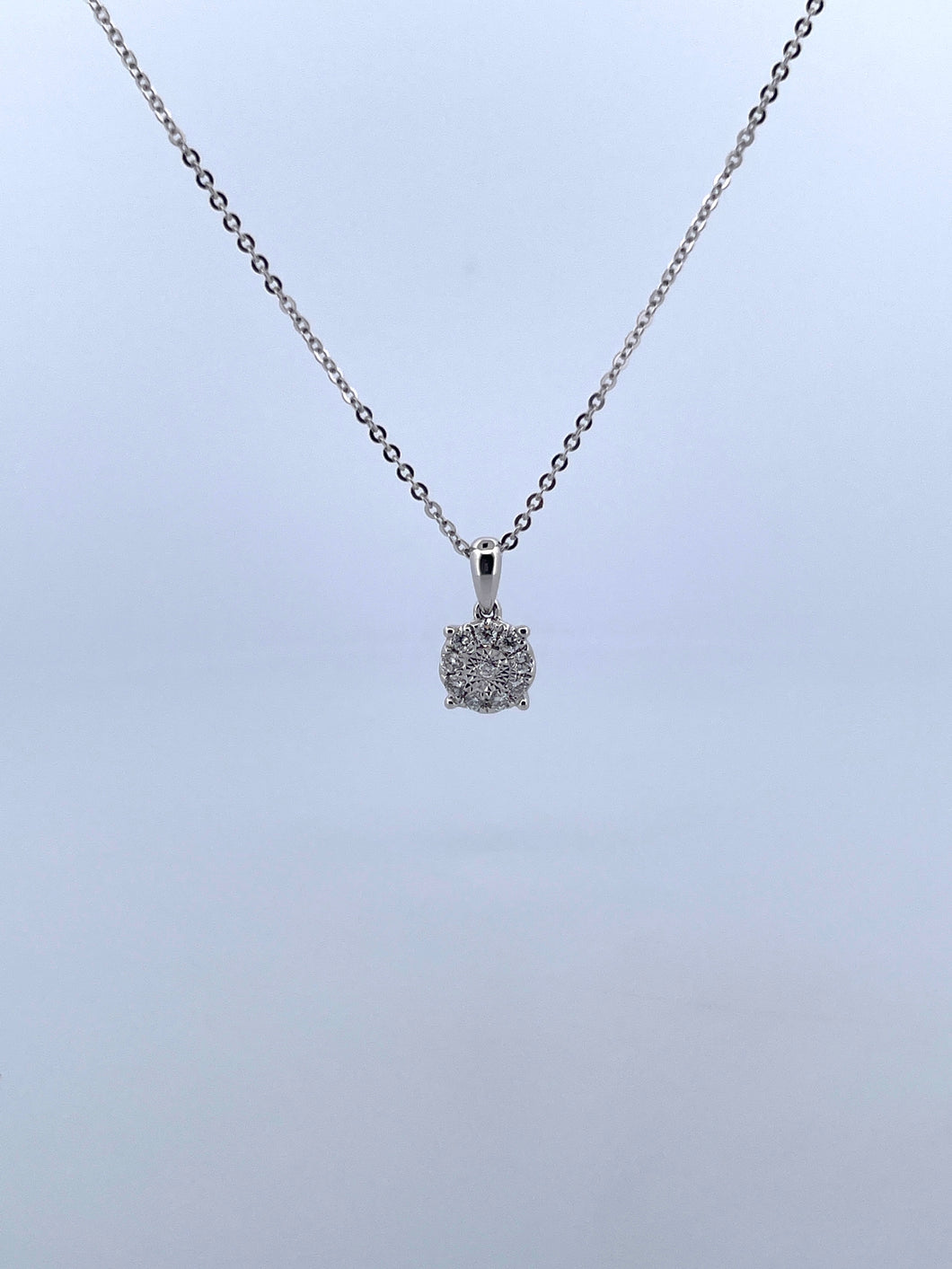 Round Cluster Diamond Pendant