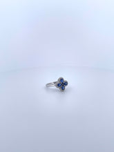 Load image into Gallery viewer, Blue Sapphire Clover Ring
