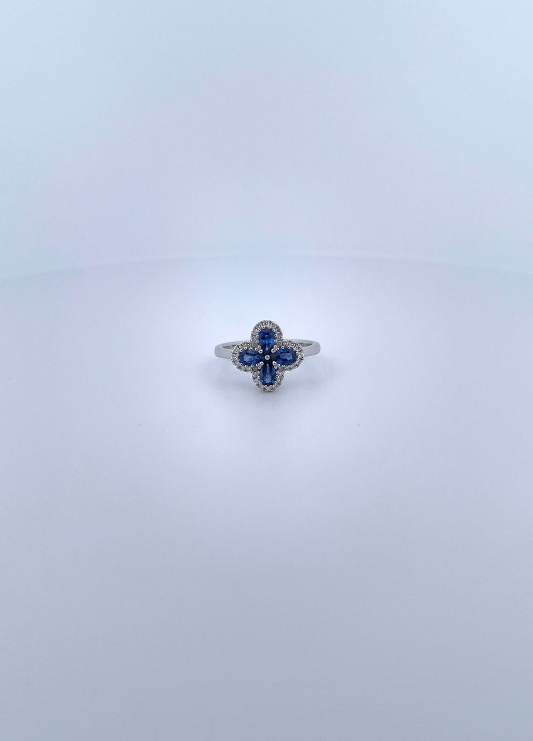 Blue Sapphire Clover Ring
