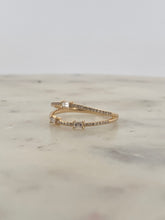 Load image into Gallery viewer, Baguette Fashion Band
