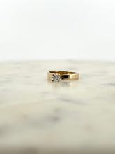 Load image into Gallery viewer, Solitaire Engagement - Solid Yellow Band
