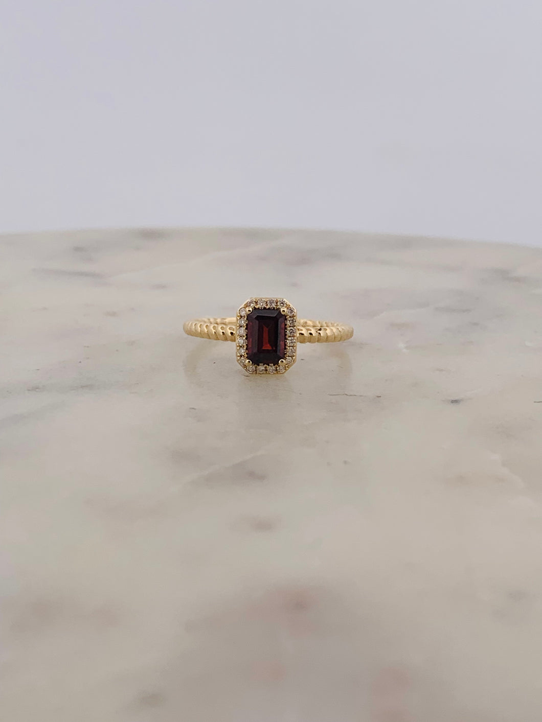 Garnett Rope Diamond Ring