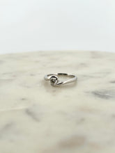 Load image into Gallery viewer, Curved Solitaire Engagement- WG
