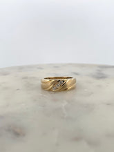 Load image into Gallery viewer, Men’s 3 Stone Ring- YG
