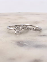 Load image into Gallery viewer, Oval Diamond Solitaire Engagement
