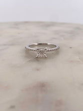 Load image into Gallery viewer, Princes Half Eternity Engagement

