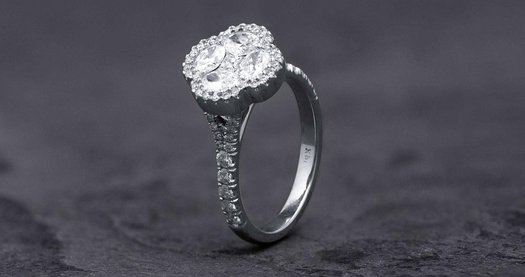 Clover Ring