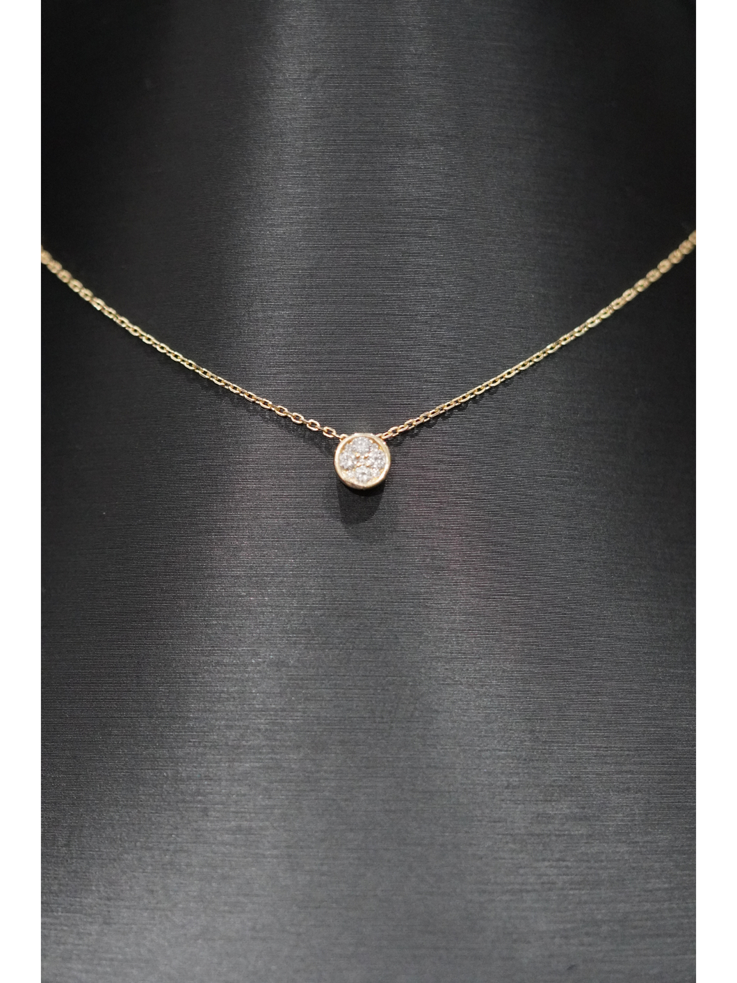 Cluster Round Pendant