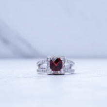 Load image into Gallery viewer, Garnet
